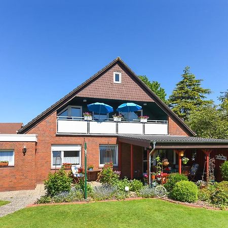 Ferienwohnung Haus Heimathafen 埃森斯 外观 照片