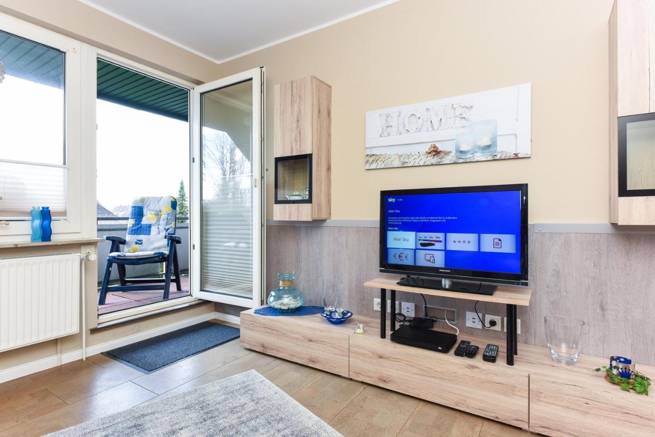 Ferienwohnung Haus Heimathafen 埃森斯 外观 照片