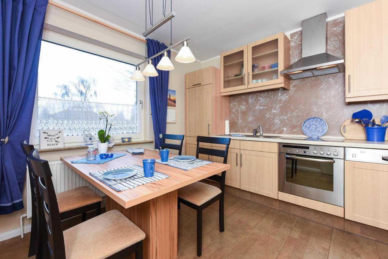 Ferienwohnung Haus Heimathafen 埃森斯 外观 照片