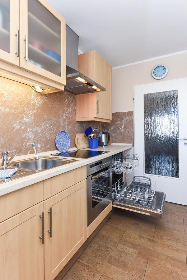 Ferienwohnung Haus Heimathafen 埃森斯 外观 照片
